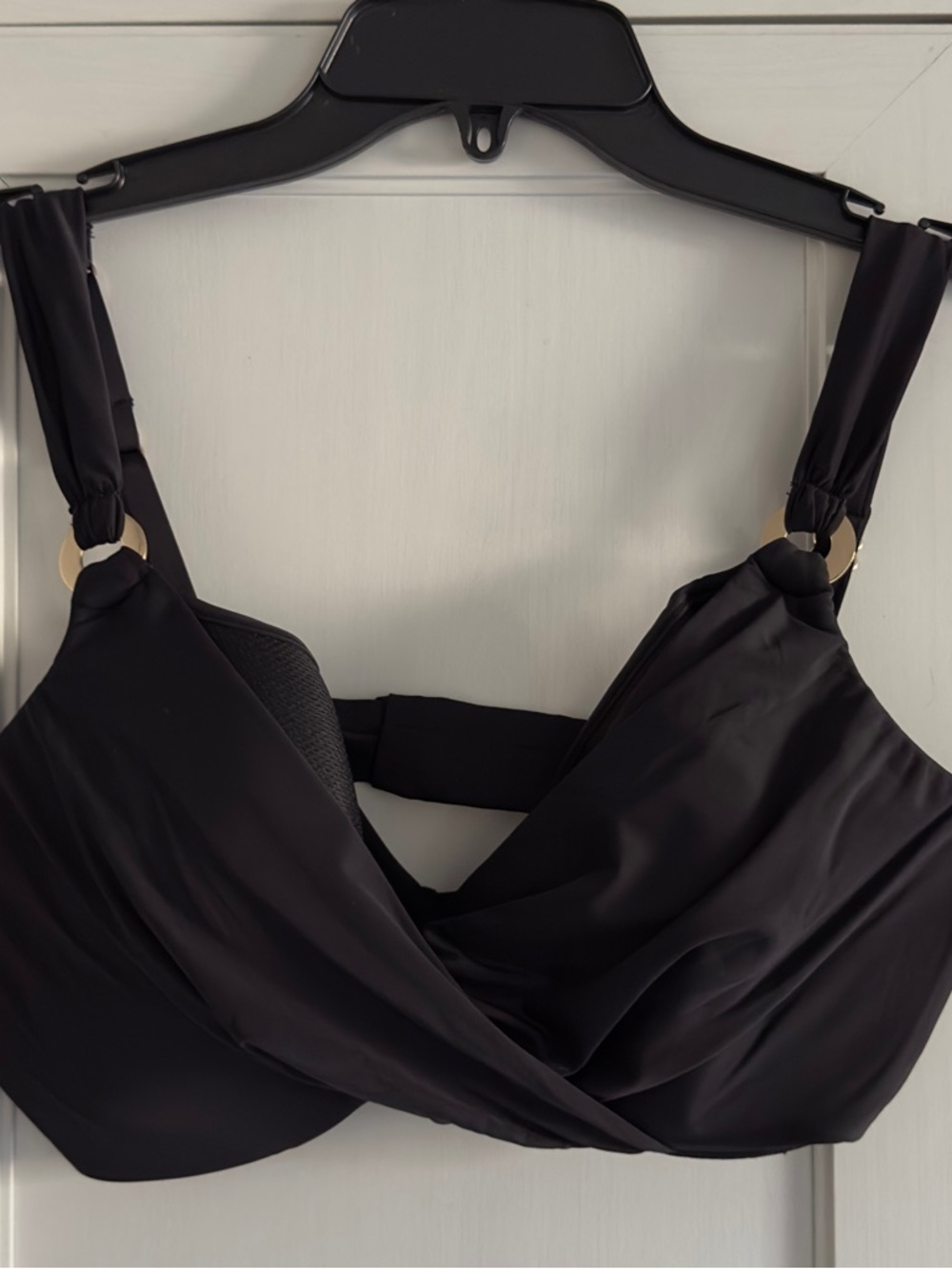 Miraclesuit Underwire Plunge Bra Top in Black Size US 34DDD